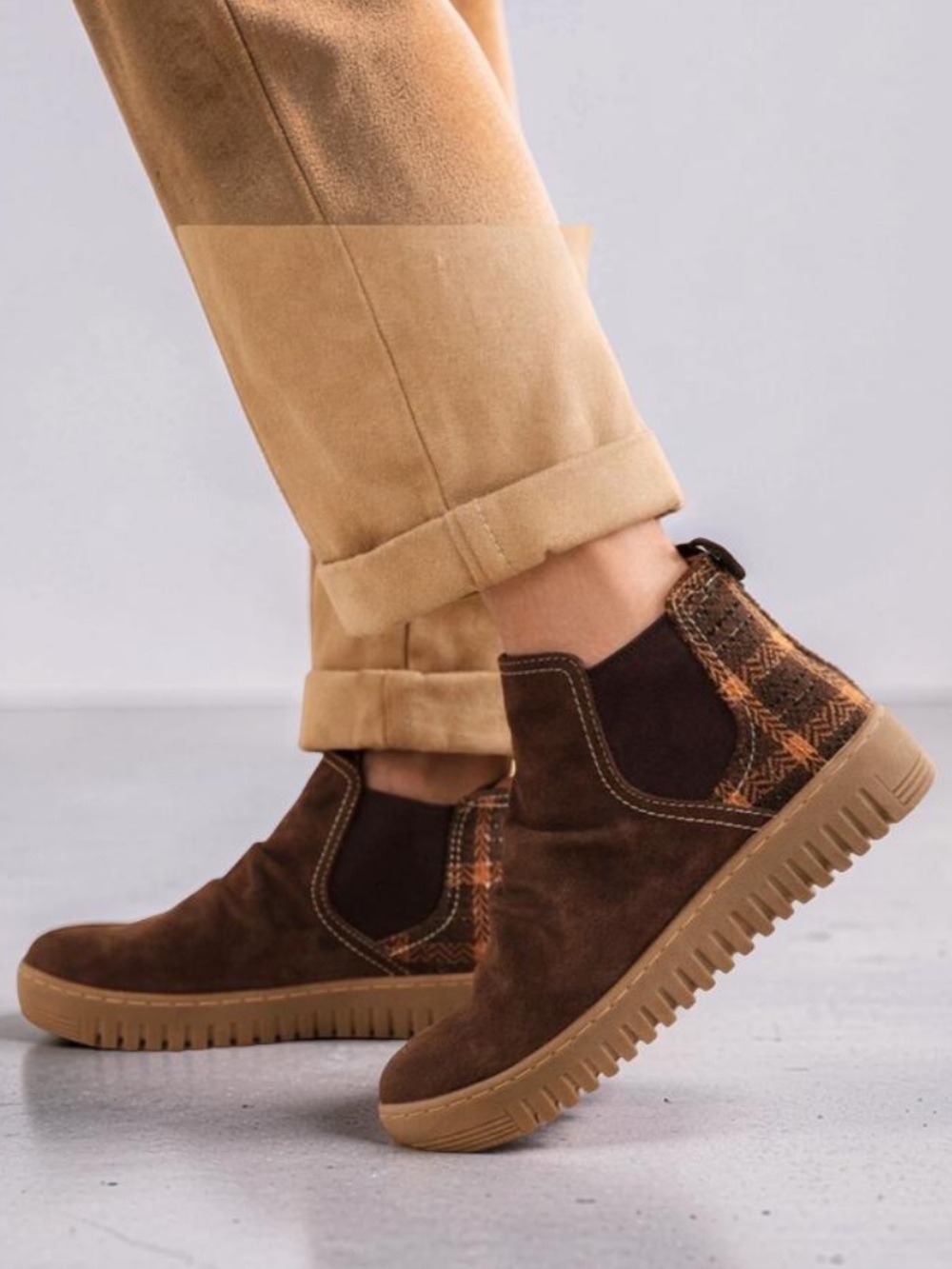 Comfortiva Align Hollis Sneaker Bootie – Brown Plaid Suede NWOB $139